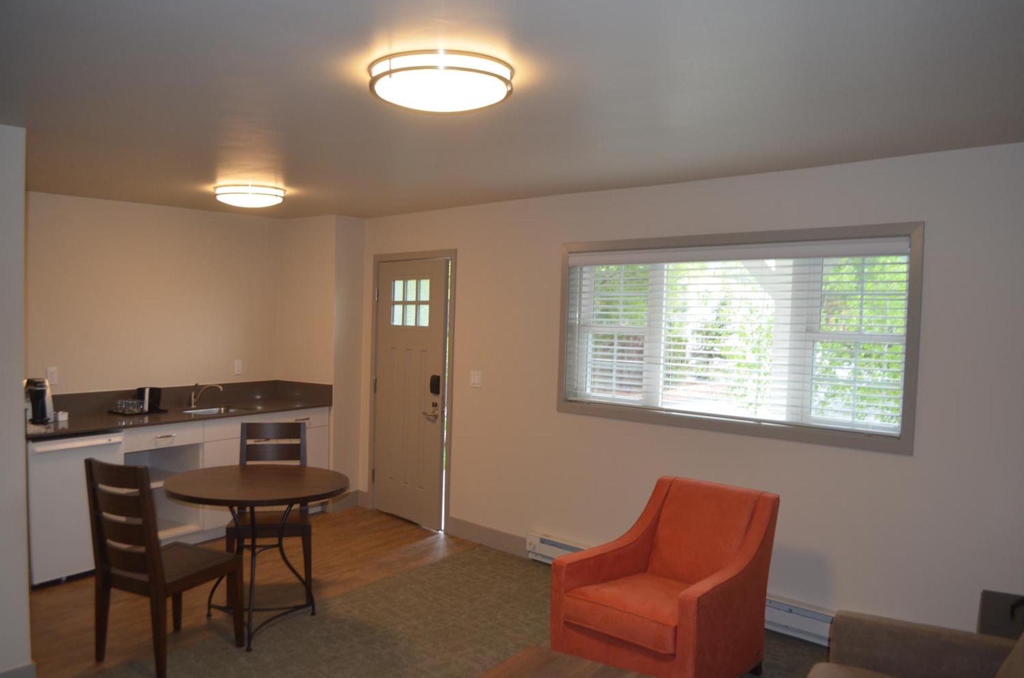 Basalt Mountain Inn Room photo