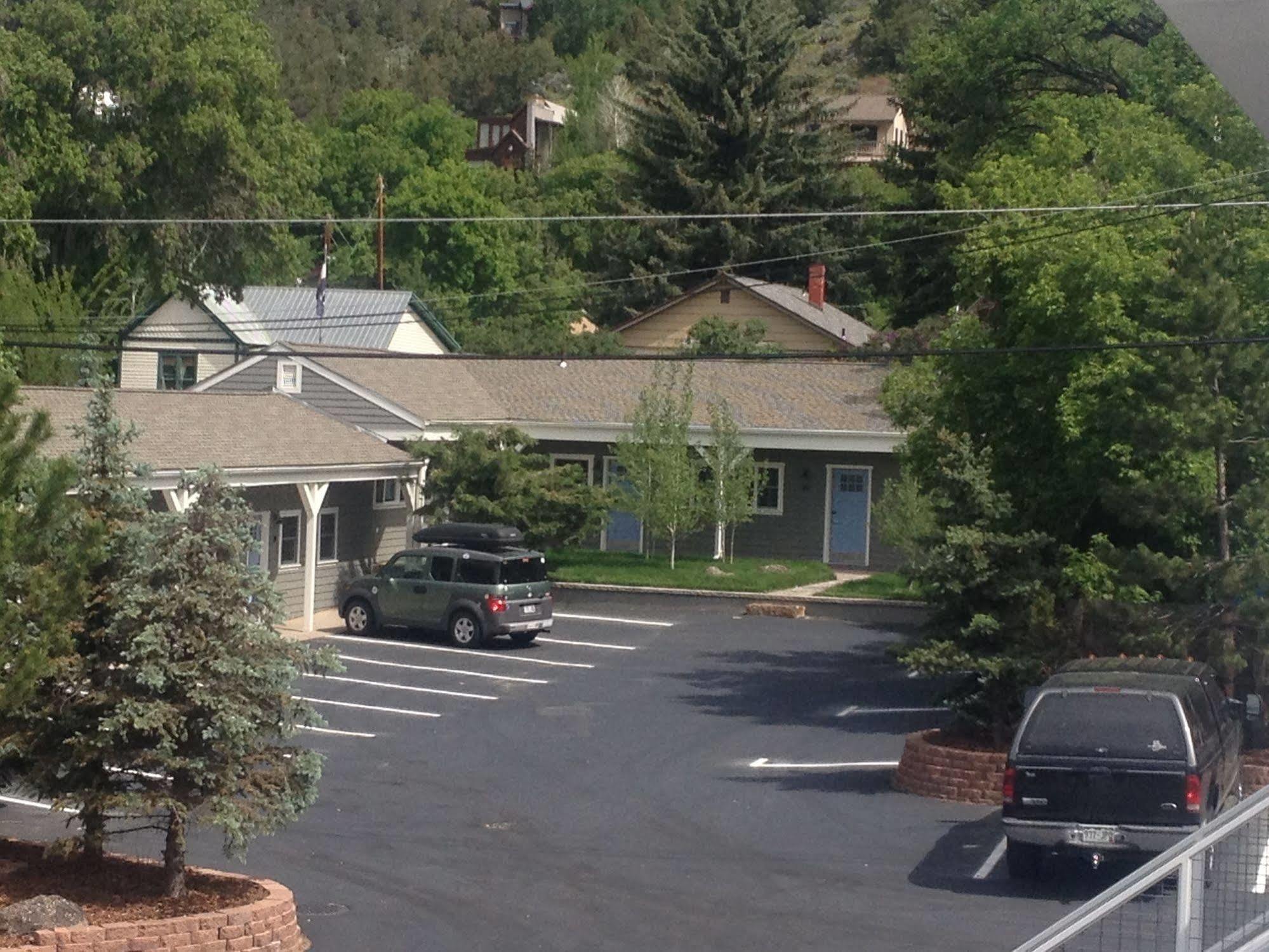 Basalt Mountain Inn Exterior photo